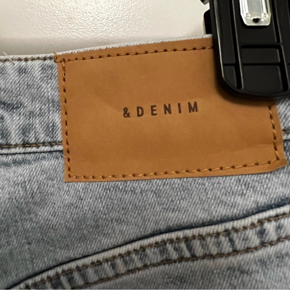 H&M Ultra high rise mom jeans - Picture 4 of 5